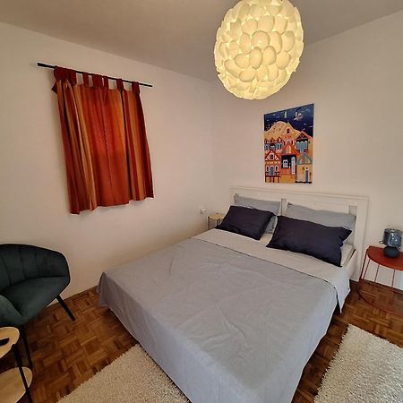 Apartmani Dana Sukošan Εξωτερικό φωτογραφία