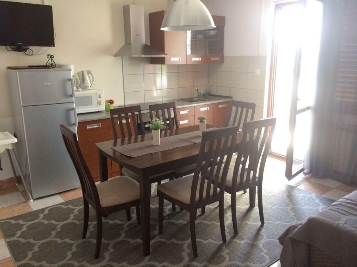 Apartmani Dana Sukošan Εξωτερικό φωτογραφία