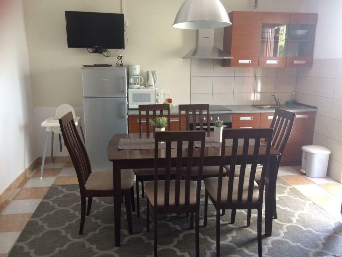 Apartmani Dana Sukošan Εξωτερικό φωτογραφία