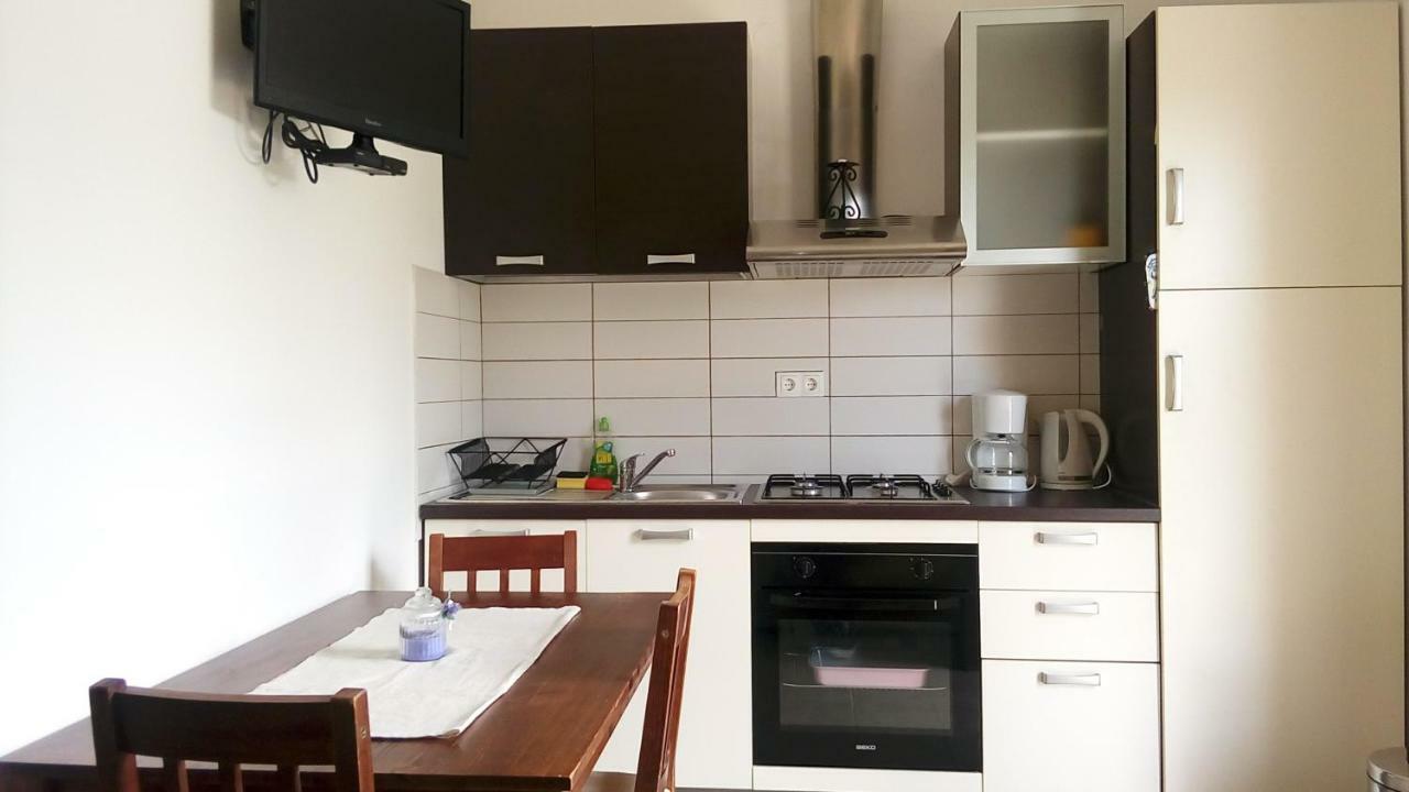 Apartmani Dana Sukošan Εξωτερικό φωτογραφία