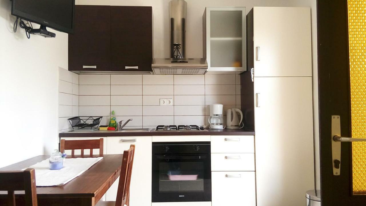 Apartmani Dana Sukošan Εξωτερικό φωτογραφία